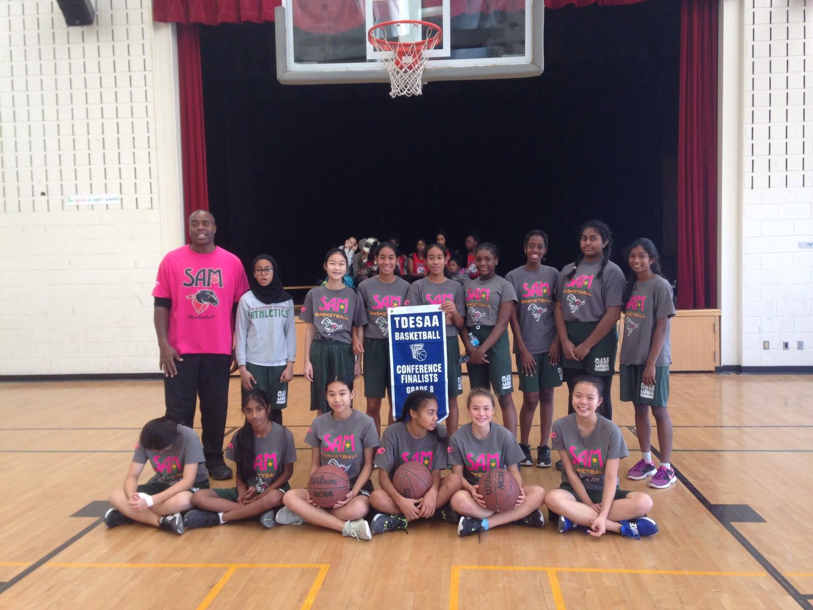 Grade 8 Girls Basketball Team
