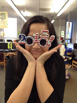 2015 decorated glasses design with student