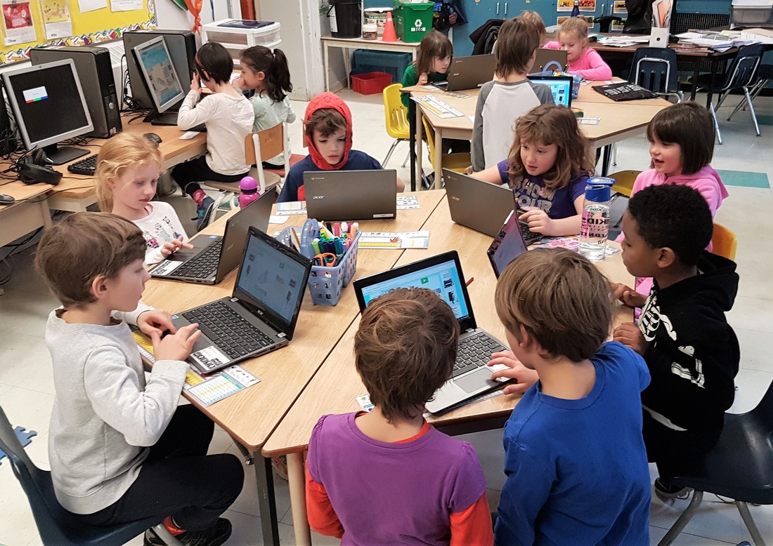 Primary students take part in Hour of Code. Open Gallery
