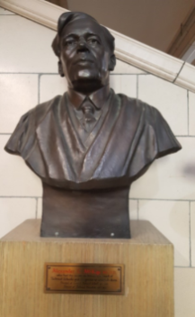 bust of first principal