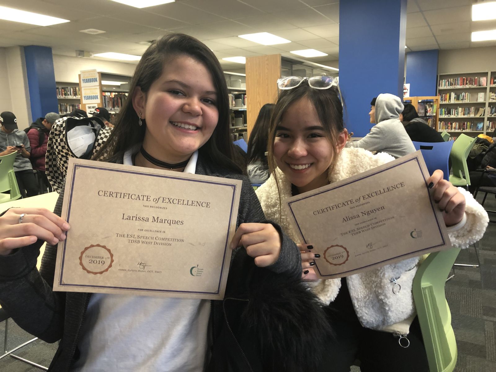 Speech contest winners Larissa and Alissa